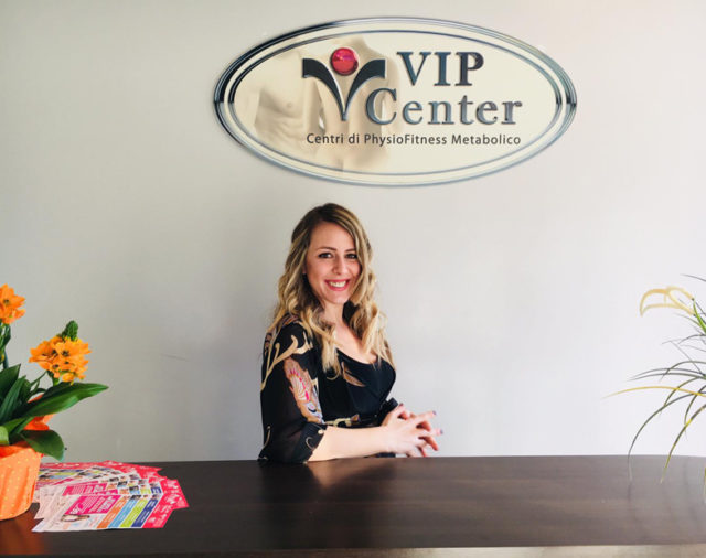 Debora, oltre 700 clienti soddisfatti dal 2012, racconta la sua esperienza come direttrice di 3 VIP Center